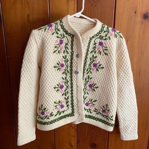 Beautiful Vintage Wool Embroidered Flower Sweater